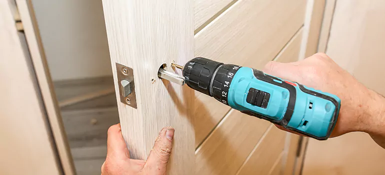 Old Door Knob Repair in The Villages, FL